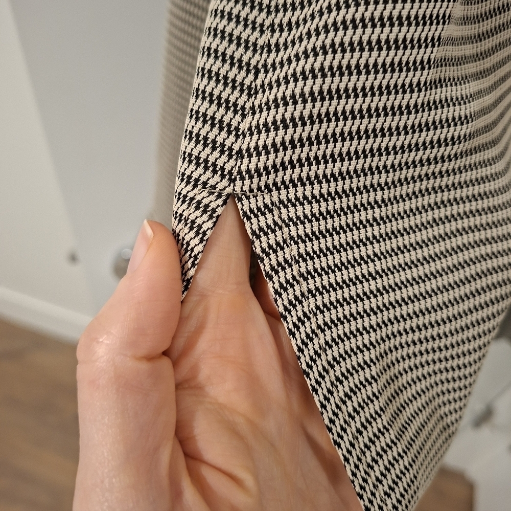 Sandro Paris Women's Black & Tan Check Vintage Jacket/Blouse (Size EU 38; US M) - Picture 7 of 9